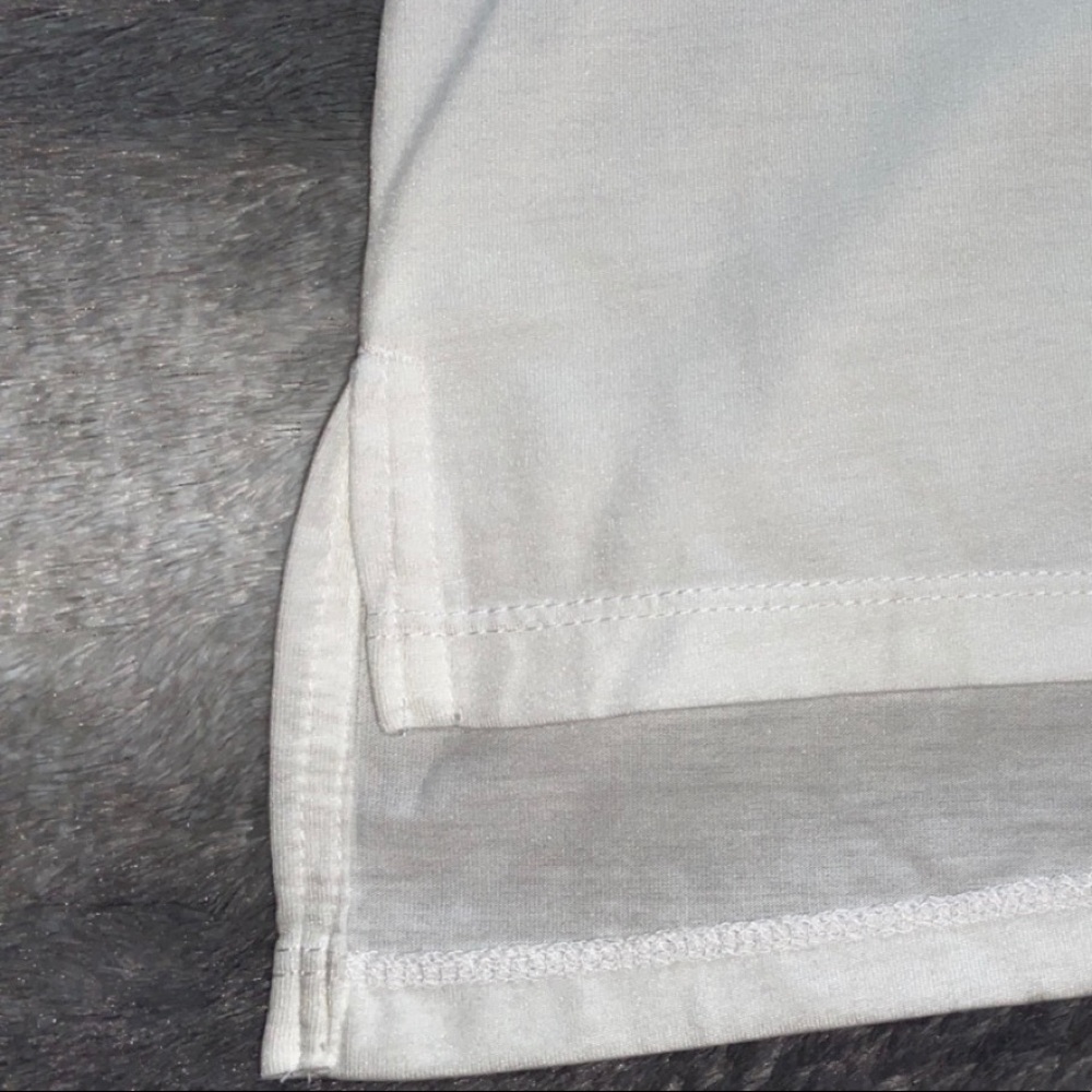 Nike white tank top with front pocket XL brandnew - Picture 7 of 7
